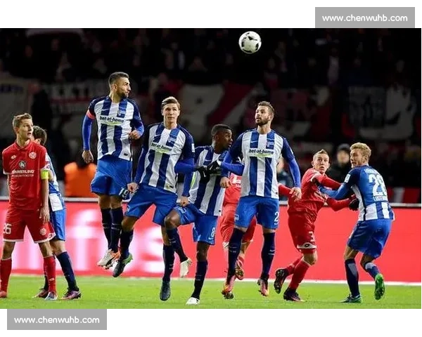 德甲焦点战多特主场迎战柏林赫塔争夺关键三分走势解析前瞻预测 德甲焦点战多特主场迎战柏林赫塔争夺关键三分走势解析前瞻预测